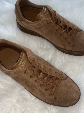 Coach High Line Sneaker New woman size 10 New In box